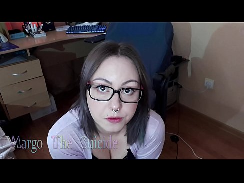 ❤️ Kynþokkafull stelpa með gleraugu sýgur dildó djúpt á myndavélinni ❤❌ Fjandinn myndband  á klám is.camasexys.top ❌️